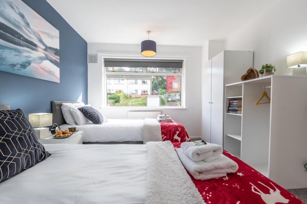 3 Bedrooms House Ideal For Long Stays! 사우샘프턴 외부 사진